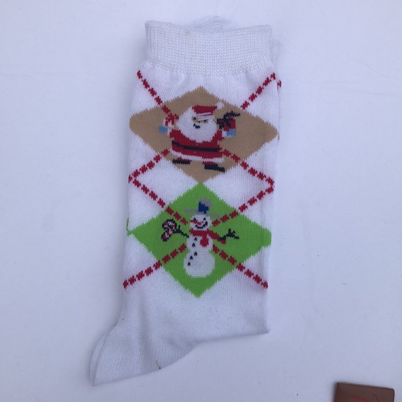 BUNDLE of Christmas crew socks-7 PAIRS!! - Picture 6 of 11